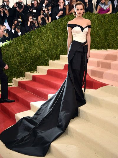 emma-watson-met-gala-2016-2