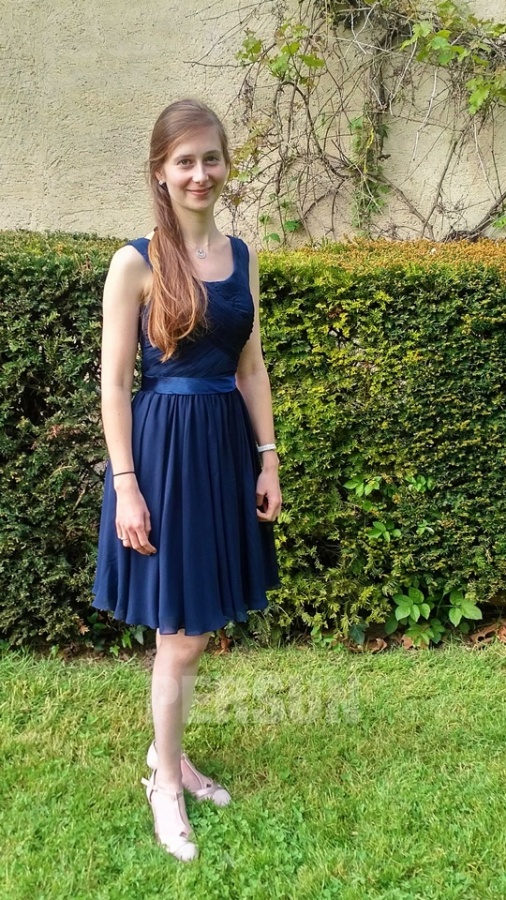 avis client de robe soirée bleu mariage courte