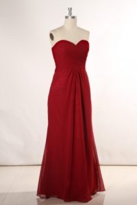 robe de soirée rouge longue et bustier cœur