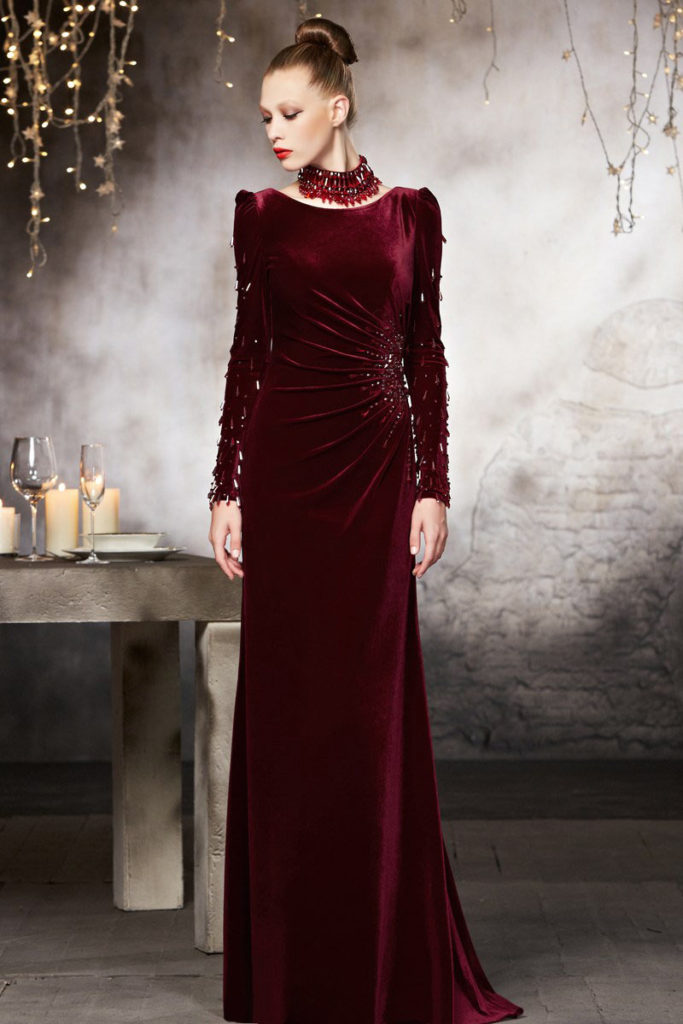 Robe De Soiree Chic Manche Longue Robe longue en velours décolleté au dos à manche longue | Robe de