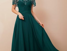 Robe verte longue bustier drapé avec cape