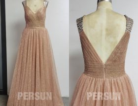 Robe de bal décolleté en V en sequins à mancheron orné de strass